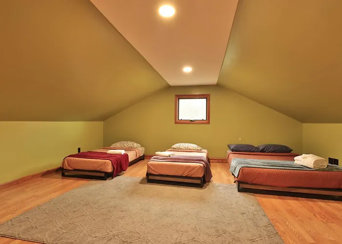 The Chariot - Creek Front With Hottub, Fire Pits, Billiards, Ev Charger - Sandalwood Stays